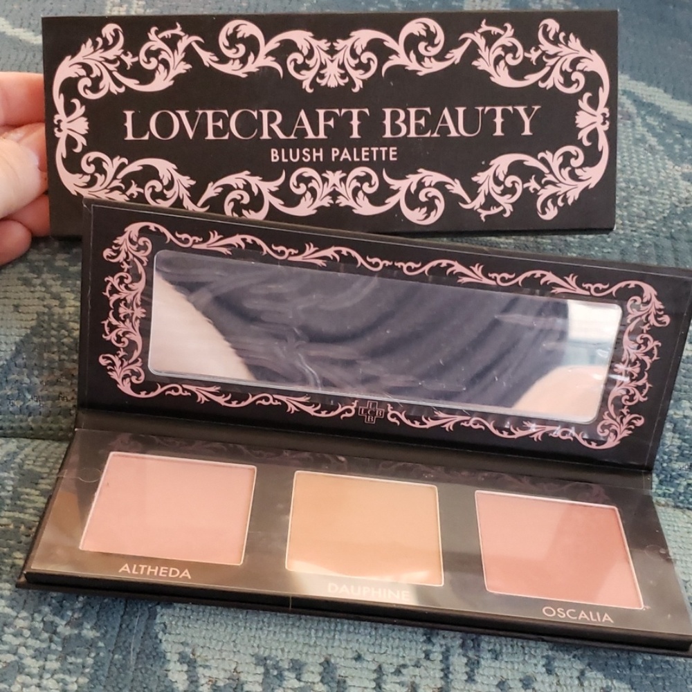 Lovecraft Beauty blush palette